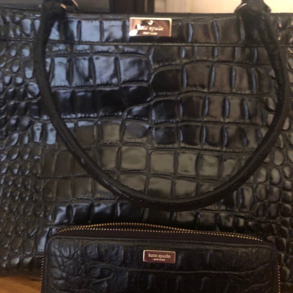Like new Kate Spade handbag with matching wallet - Picture 4 of 13